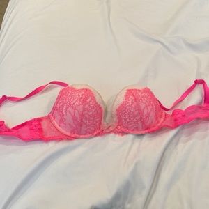 Victoria’s Secret bra